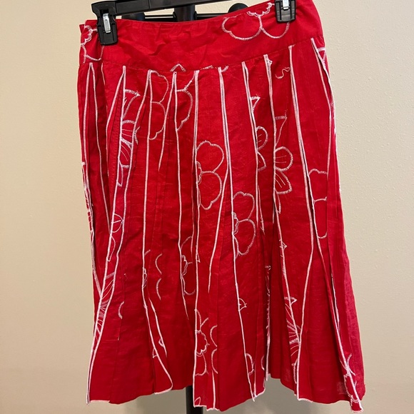 COLDWATER CREEK RED SKIRT - SIZE XS(4) - Picture 7 of 8